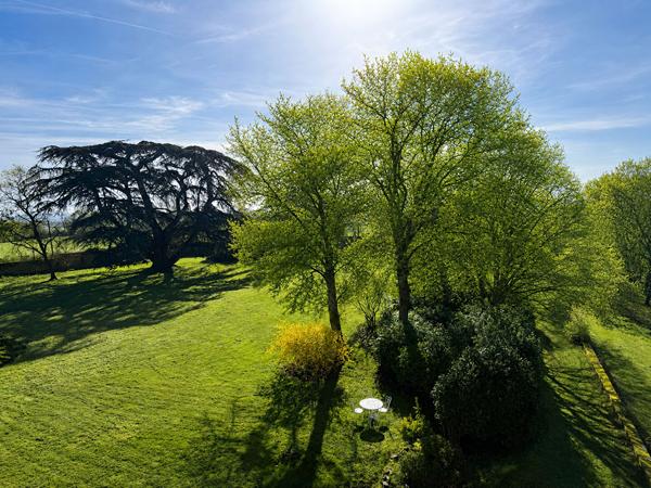 Château et ses communs - Tennis et étang- Nord Sarthe , Le mans