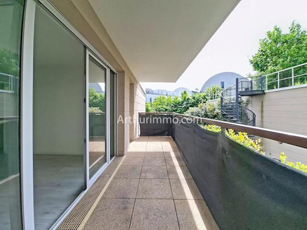Vente                                                      Appartement
                        
                     4 pièces                      83 m2                     à Limeil-Brévannes