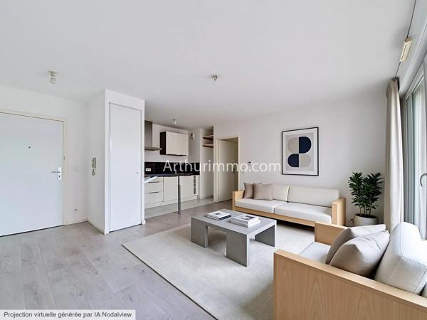 Vente                                                      Appartement
                        
                     4 pièces                      83 m2                     à Limeil-Brévannes