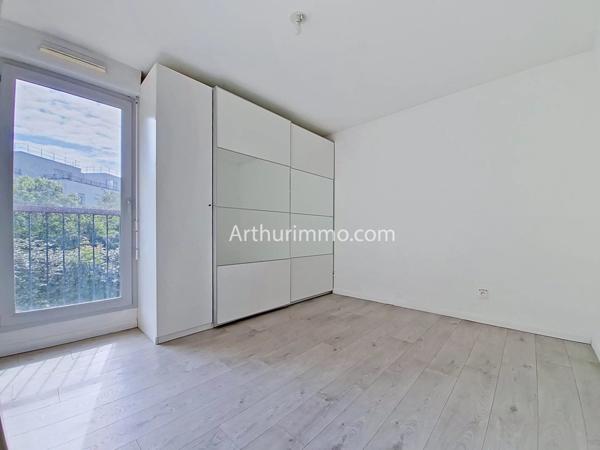 Vente                                                      Appartement
                        
                     4 pièces                      83 m2                     à Limeil-Brévannes