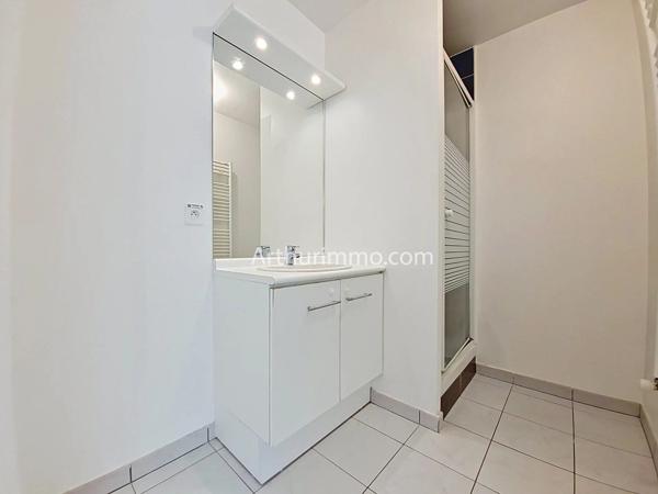 Vente                                                      Appartement
                        
                     4 pièces                      83 m2                     à Limeil-Brévannes