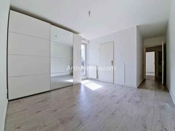 Vente                                                      Appartement
                        
                     4 pièces                      83 m2                     à Limeil-Brévannes