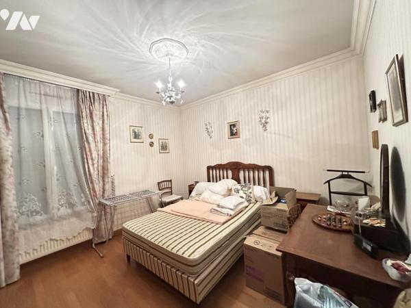 MAISON A VEIGNE LIMITE MONTBAZON