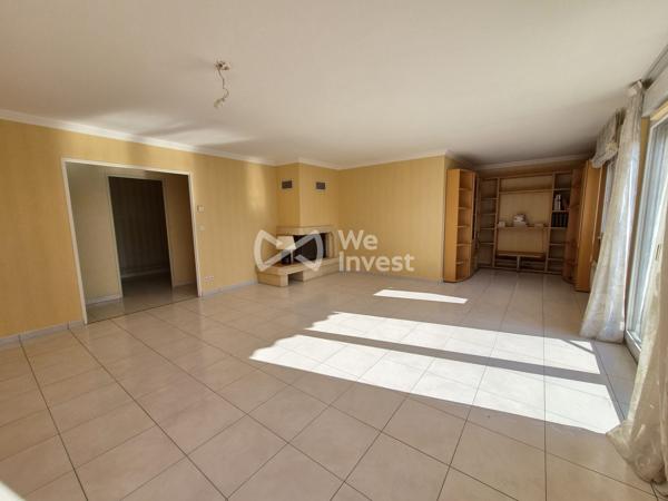 Appartement à rafraîchir 125m² + terrasse + parking