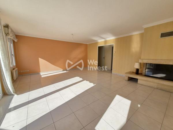 Appartement à rafraîchir 125m² + terrasse + parking