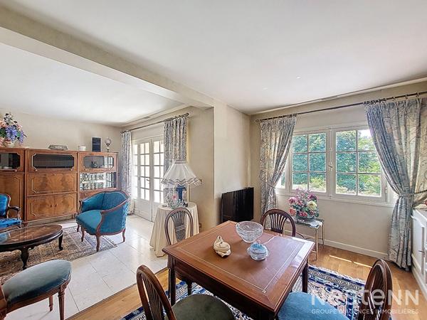 A Vendre Maison de 131 m² habitable de plain-pied avec garage et jardin dans un hameau