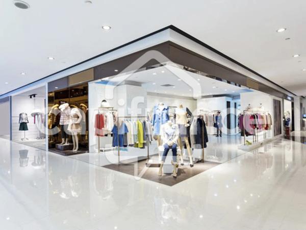 Local commercial loué à vendre CROZON (29)