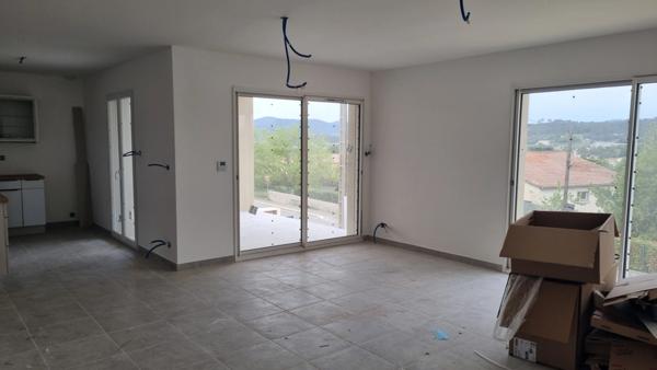 Dpt Gard (30), Saint-Privat-des-Vieux, très belle villa 2024 de plain-pied d'environ 90m² sur un terrain de 482 m².