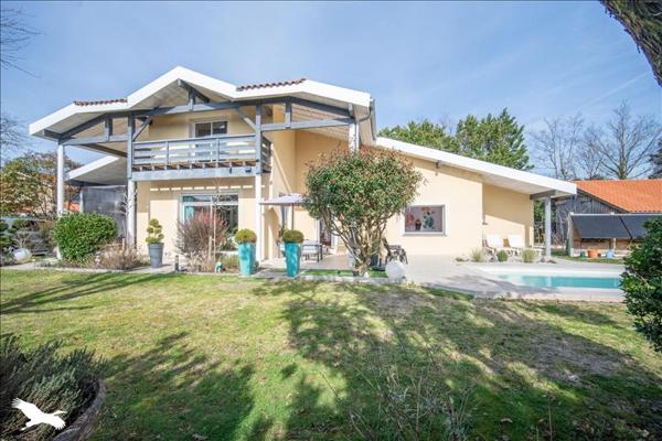 Maison à vendre |  Biscarrosse |  6 pièces | 188 m²