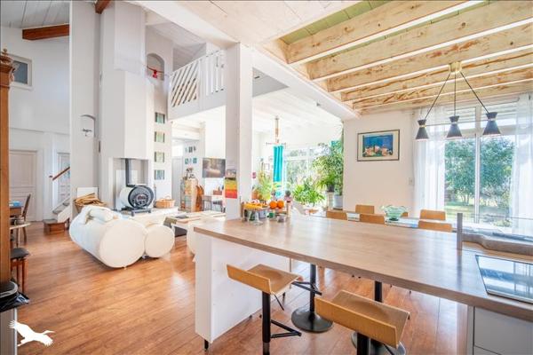 Maison à vendre |  Biscarrosse |  6 pièces | 188 m²