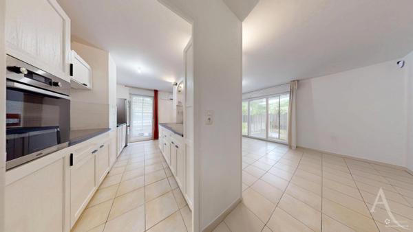 Appartement Meylan 4 pièce(s) 84.5 m2