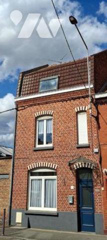 A VENDRE- A ARMENTIERES dans le NORD (59)- MAISON DE VILLE  SEMI-INDIVIDUELLE AVEC GARAGE - TER...