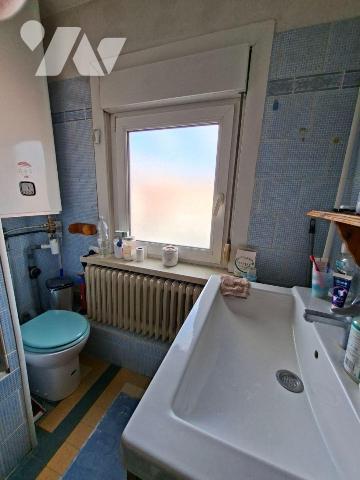 A VENDRE- A ARMENTIERES dans le NORD (59)- MAISON DE VILLE  SEMI-INDIVIDUELLE AVEC GARAGE - TER...