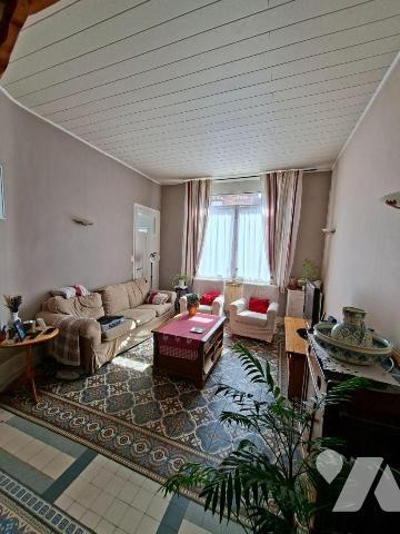 A VENDRE- A ARMENTIERES dans le NORD (59)- MAISON DE VILLE  SEMI-INDIVIDUELLE AVEC GARAGE - TER...