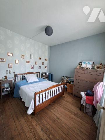 A VENDRE- A ARMENTIERES dans le NORD (59)- MAISON DE VILLE  SEMI-INDIVIDUELLE AVEC GARAGE - TER...