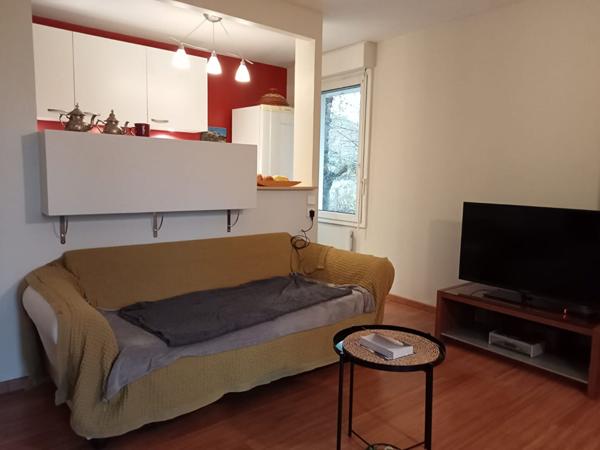 Appartement à louer de 2 pièces principales situé à Margny les Compiègne