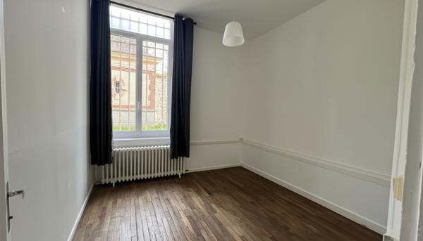 Appartement d'Exception à Louer à Mignières - 6 Pièces, 100 m²