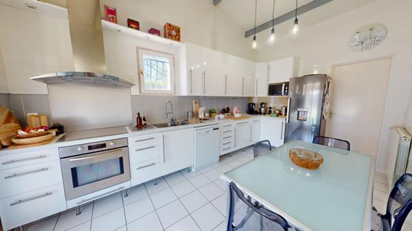 SAINT-LYS Maison T7 - 178m² parcelle de 1600m²