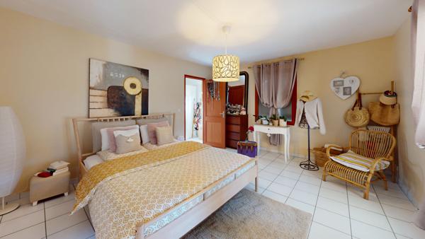 SAINT-LYS Maison T7 - 178m² parcelle de 1600m²