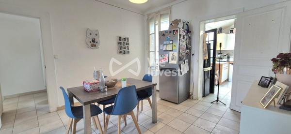 Maison 5 pièces quartier Jaurès avec place de parking sous carport