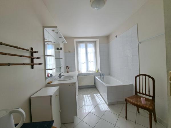 Maison à vendre 11 pièces proche de CREPY EN VALOIS (60)