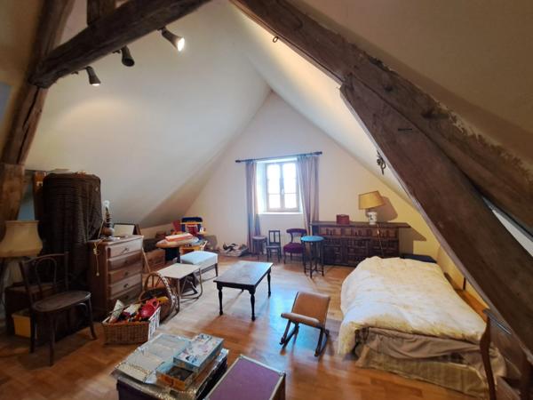 Maison à vendre 11 pièces proche de CREPY EN VALOIS (60)