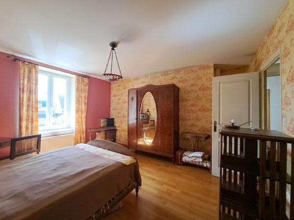 Maison à vendre 11 pièces proche de CREPY EN VALOIS (60)