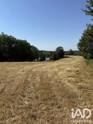 Terrain à vendre 43 080 m² Châlus
