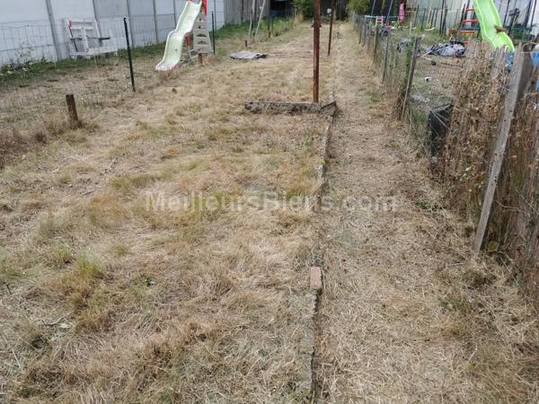 MAISON DE VILLE MITOYENNE A RENOVER