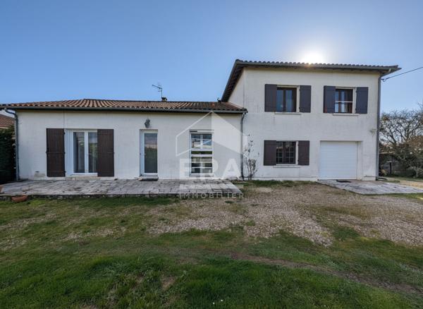 Maison à vendre spacieuse à Montpon-Ménestérol - 4 chambres et jardin