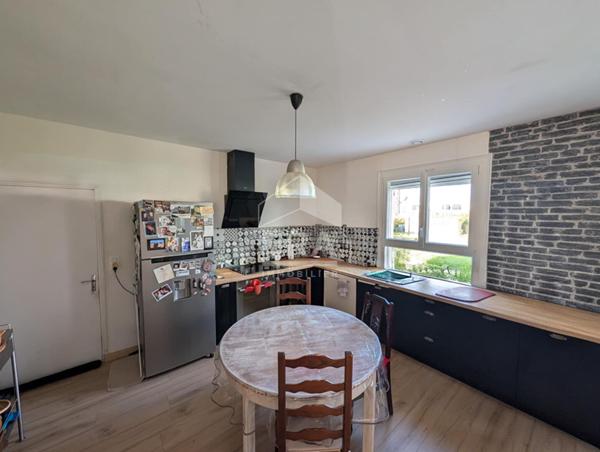 Maison à vendre spacieuse à Montpon-Ménestérol - 4 chambres et jardin