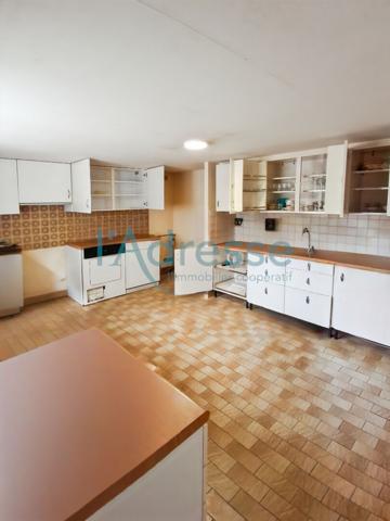 NANTERRE MONT-VALERIEN maison de ville avec extérieur