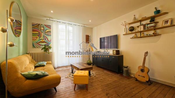 Appartement rénové avec 3 chambres