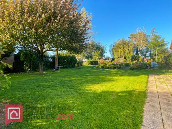 Maison Montigny La Resle 7 pièce(s) 195 m2