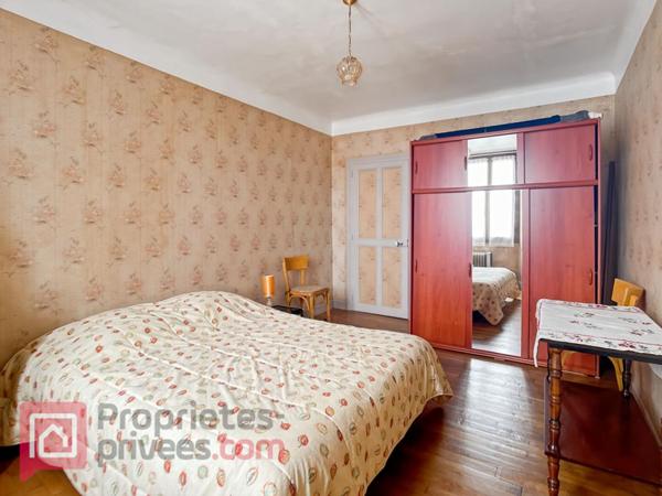 Maison Montigny La Resle 7 pièce(s) 195 m2