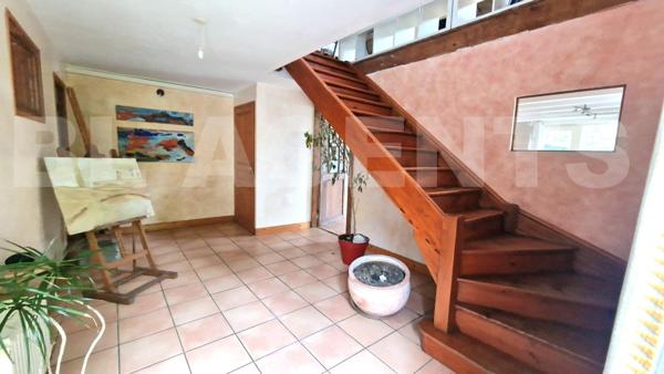 Immeuble de 300 m² – 5 logements indépendants – Moissac – Rentabilité & cachet