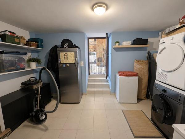 Vente                                                      Maison
                        
                     5 pièces                      146 m2                     à Gourdon