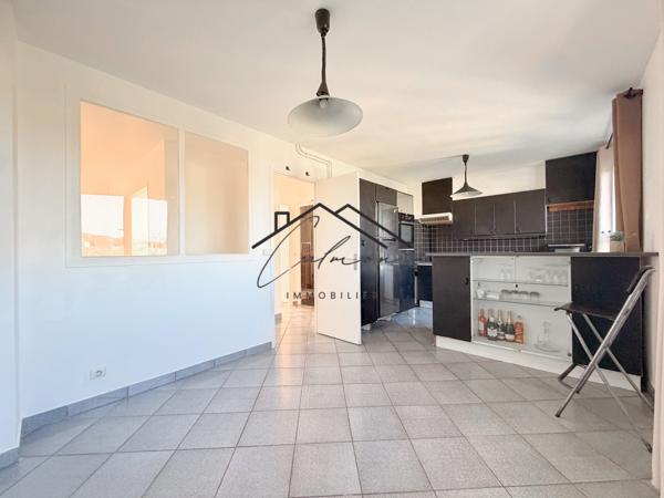 Appartement
         4 pièces
        - 90 m² Exclusivité 272 000 €*