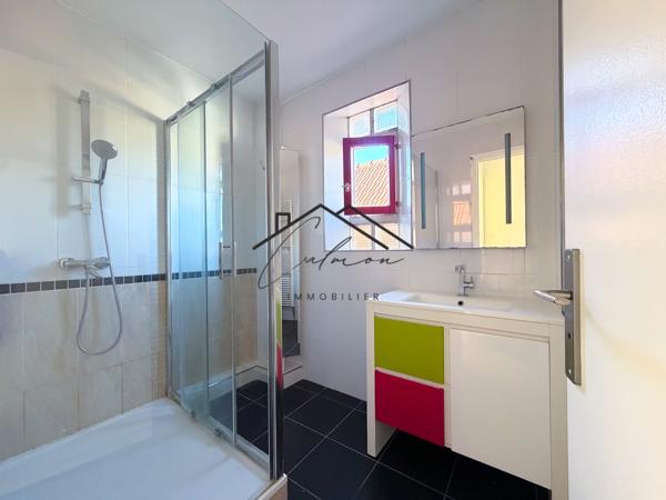 Appartement
         4 pièces
        - 90 m² Exclusivité 272 000 €*