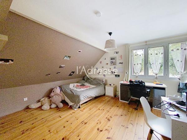 RARE SUR LE SECTEUR MAISON F7 AVEC TERRAIN DE 7932 m² À QUELQUES MINUTES DE LA GARE DE MEAUX ??