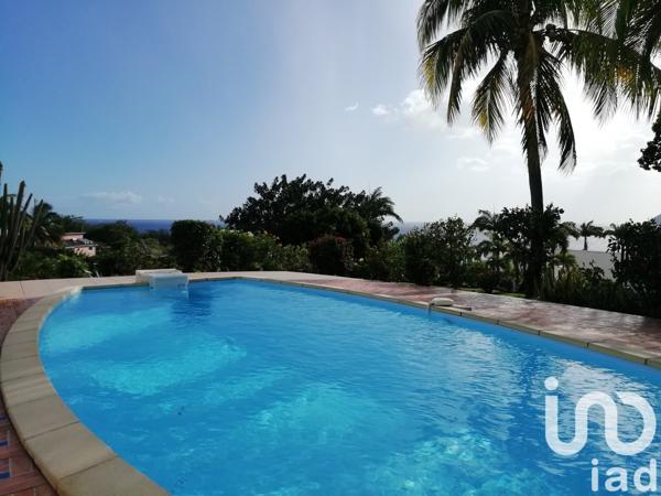 Pavillon 3 pièces de 119 m² à Deshaies (97126)