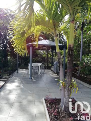 Pavillon 3 pièces de 119 m² à Deshaies (97126)