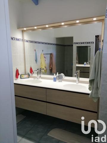 Pavillon 3 pièces de 119 m² à Deshaies (97126)