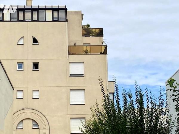 APPARTEMENT DERNIER ETAGE / TERRASSES ET GARAGE DOUBLE