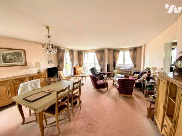 APPARTEMENT DERNIER ETAGE / TERRASSES ET GARAGE DOUBLE