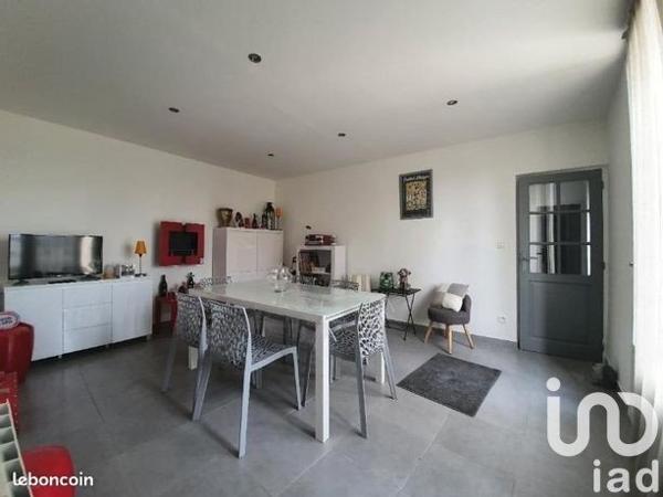 Appartement 2 pièces de 50 m² à Bédarrides (84370)