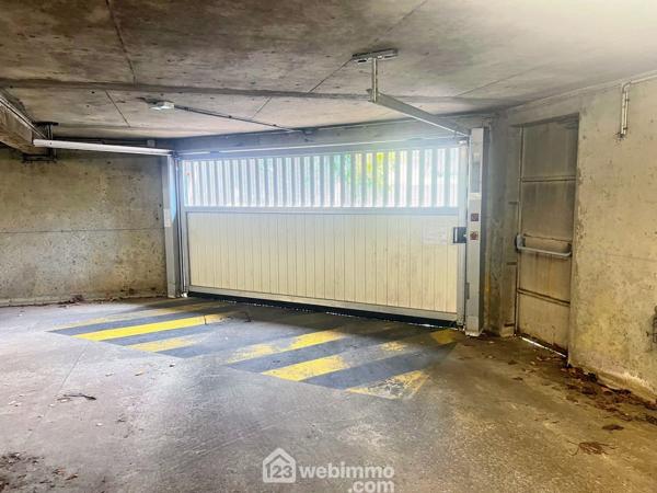 Garage 13 m² à Angers 49100