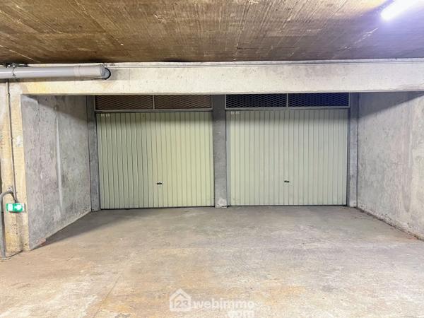 Garage 13 m² à Angers 49100