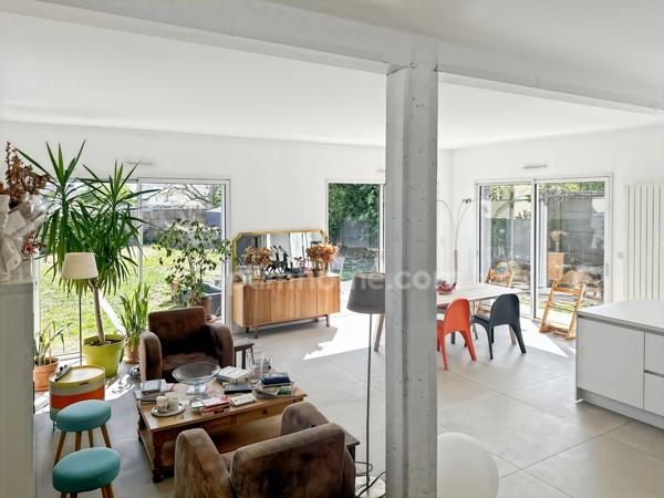 Maison contemporaine 196 m² proche Rennes – Esprit loft, 3 suites et jardin plein sud