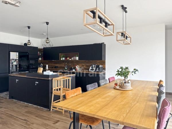 BREST SAINT MARC - Maison contemporaine de 171 m² construite en 2022 (sous garantie décennale).